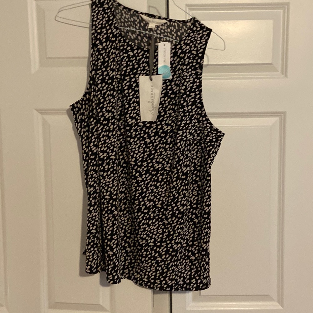 Women’s top by Magnolia Grace. Stitch fix.